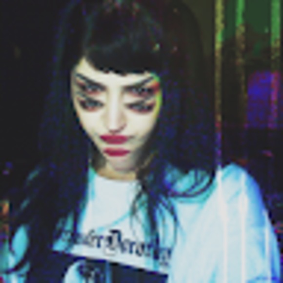 Meet your Posher, Veronica - Picture 1 of 1